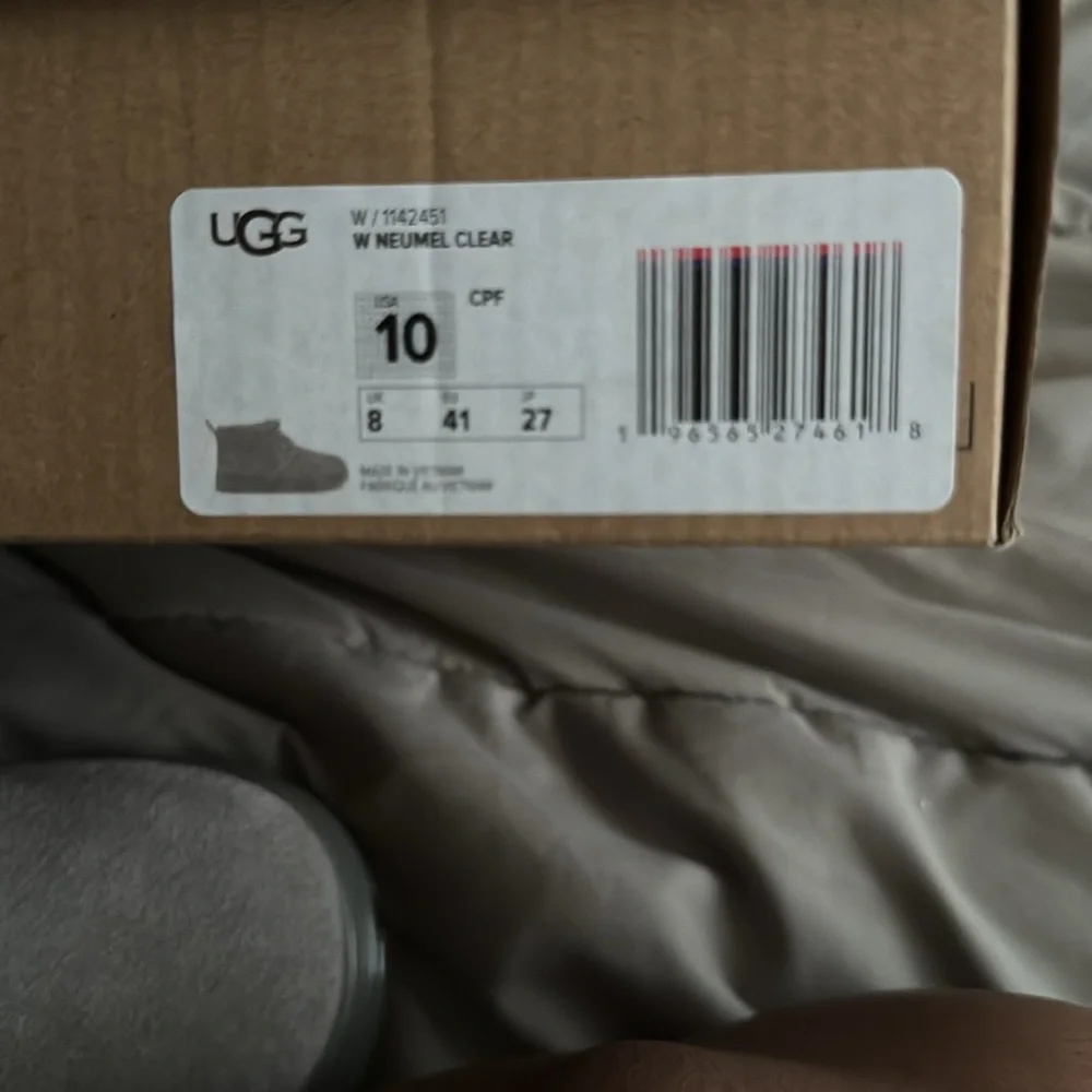 Ugg Neumels - Picture 4 of 4
